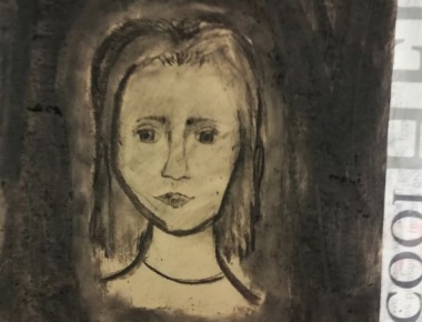 Zita Zjalić, "Autoportret", ugljen na papiru